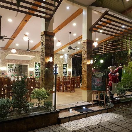 Eduardo'S Resort Calapan Εξωτερικό φωτογραφία